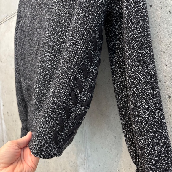 Athleta Swissvale Bomber Sweater, Heather Grey/Black, size Medium - Picture 11 of 14